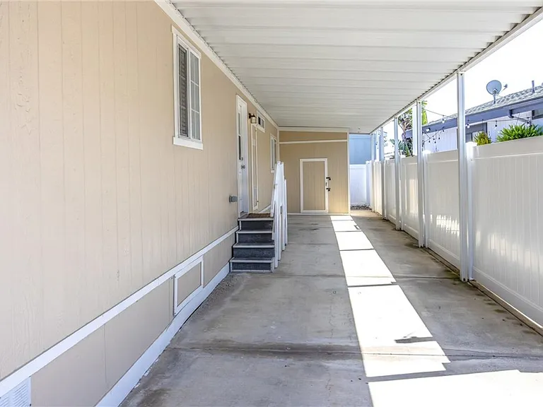21851 Newland St #104 — Photo 38