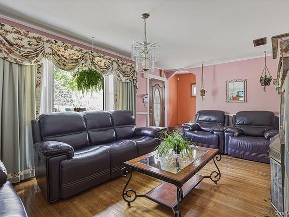4th image of 485 Lockwood Drive
