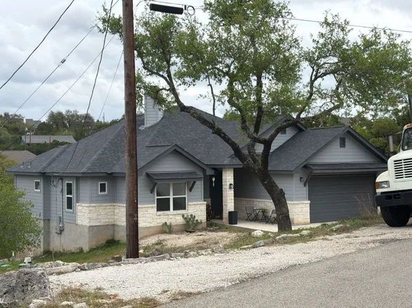 1159 Spice Wood Rd, Fischer, TX 78623