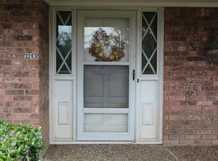 2203 Myrtlewood St, Pearland, TX 77581