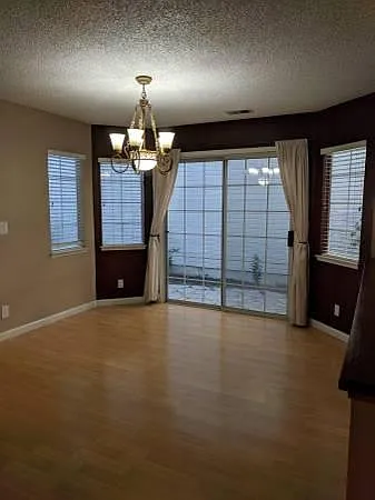 66 Springhaven Ct — Photo 3