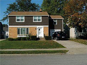 1st image of 38 Cresthill Ave