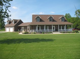 2111 E 2350 N Rd, Fithian, IL 61844