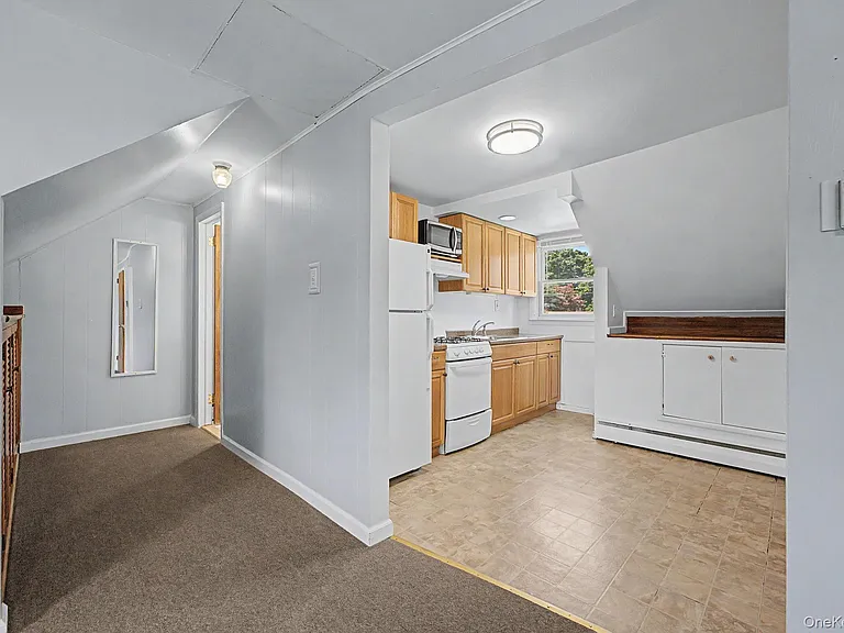 18 Heath Ln — Photo 9