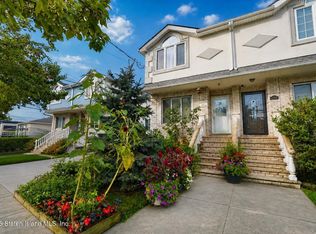 282 Seguine Ave, Staten Island, NY 10309