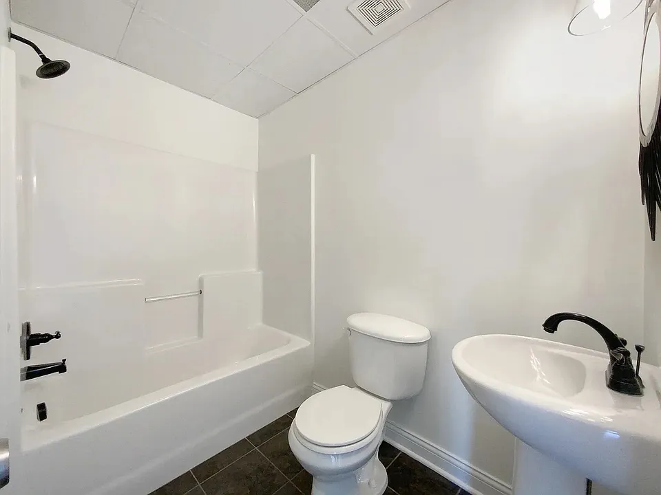 1575 Cobra Ln