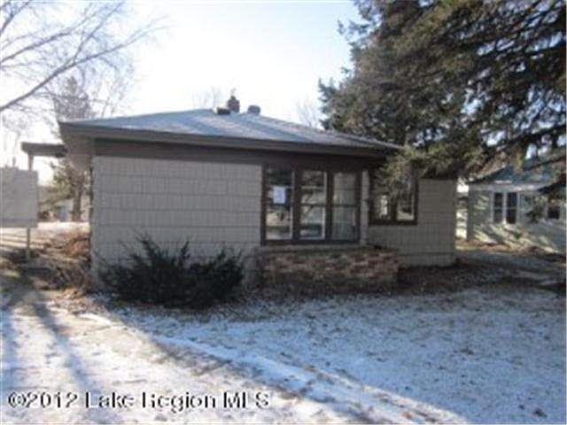 1st image of 722 E HIGHLAND Avenue