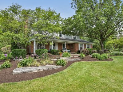 1550 Banbury Rd, Inverness, IL, 60067