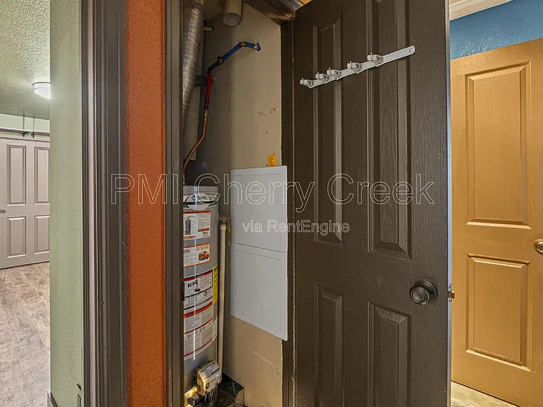 3419 Decatur St — Photo 14
