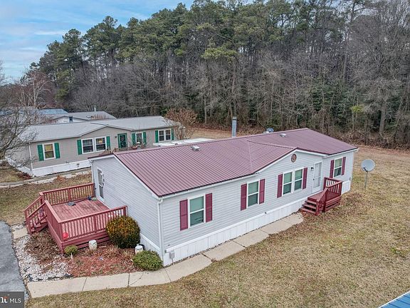 2nd image of 376 Graham Branch Rd