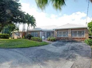 12020 SW 70th Ct, Pinecrest, FL 33156