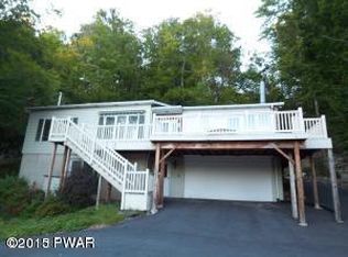 1103 Lake Shore Dr, Lake Ariel, PA 18436