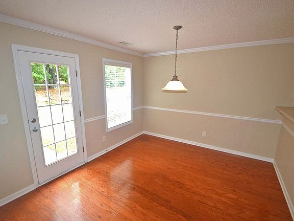 3rd image of 3795 Pine Village Pl