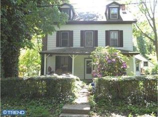 521 Sandy Bank Rd, Media, PA 19063