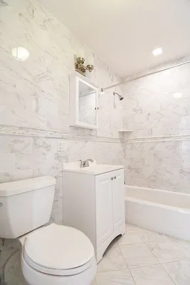 Rented by Bohemia Realty Group | media 6