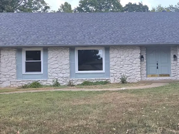 3312 S Graystone Ave, Springfield, MO 65804