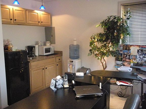 back office-400 sq ft