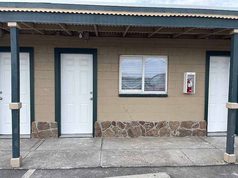 2128 W Broadway Ave — Photo 19