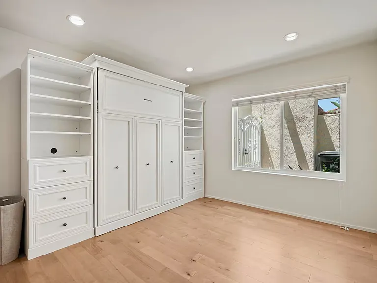 Arrowhead Ln — Photo 15