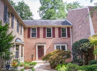 2127 Kings Mill Ct, Falls Church, VA 22043