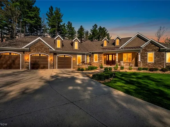 12690 Barrington Ln, Chesterland, OH 44026