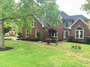 179 Meadow Lake Dr, Hendersonville, TN 37075