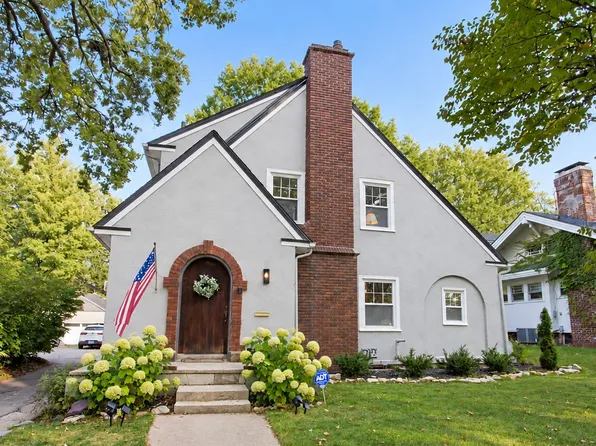 5917 Oak St, Kansas City, MO 64110