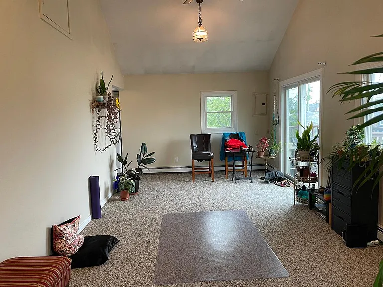 420 W Fulton St — Photo 4