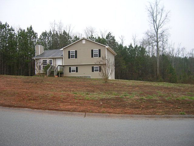1st image of 225 Taylors Ln