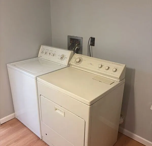 1820 Sanderson Ave #4 — Photo 14
