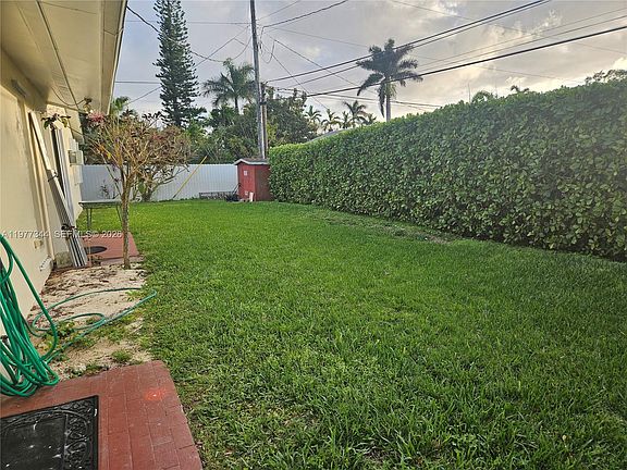 5th image of 19112 SW 95th Ave