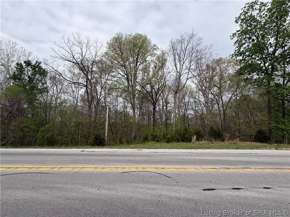 1147 N Gospel Street, Paoli, IN 47454