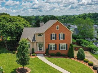 3445 Willow Wind Dr, Pfafftown, NC 27040