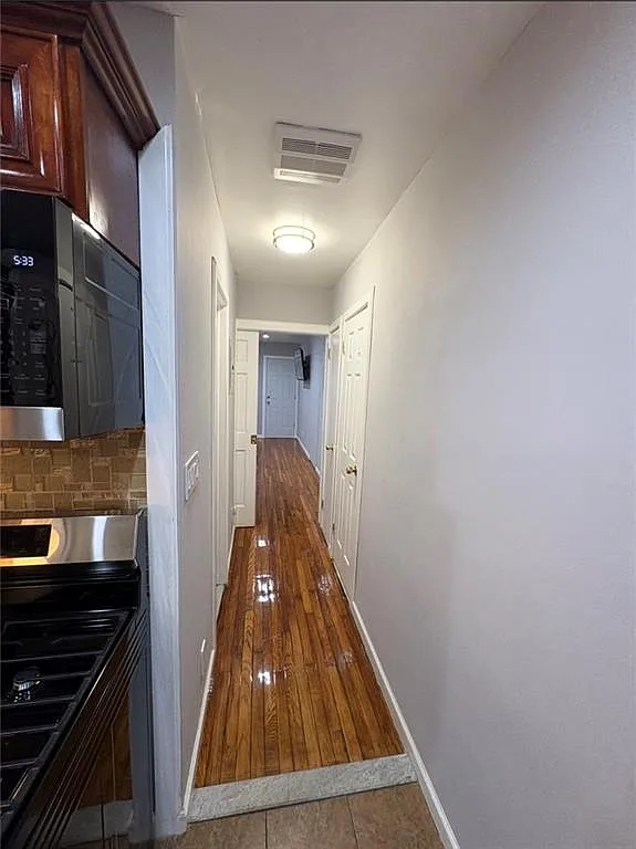 1 bed, 1.0 bath, 1540 sqft, $2,000 — Photo 4