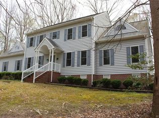 8485 Country View Ln, North Prince George, VA 23860