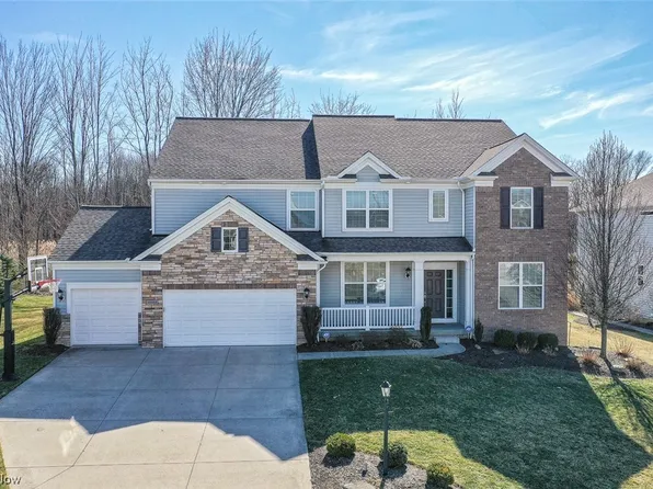 20214 Ennis Dr, Strongsville, OH 44149