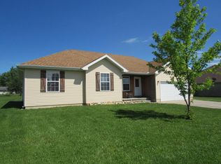 212 Melinda St, Seymour, MO 65746
