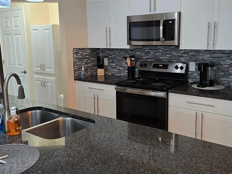 170 Argus Rd — Photo 9