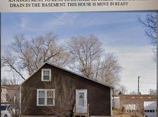 206 10th St S, Hettinger, ND 58639