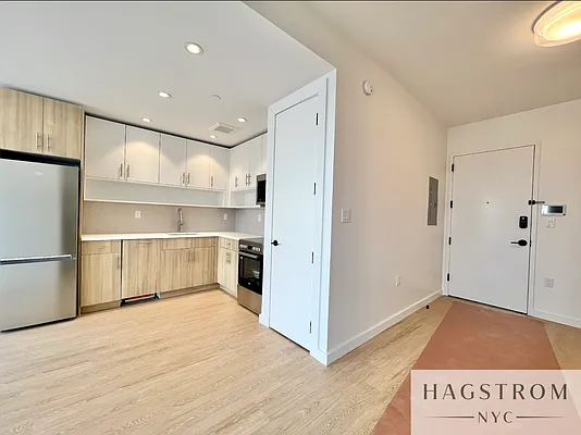 Rented by Hagstrom Management Inc | media 10
