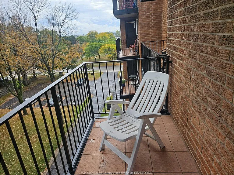 6624 Thornberry Cres #207 — Photo 9