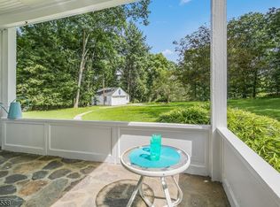 77 Split Rock Rd, Boonton, NJ 07005