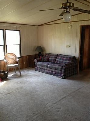 5th image of 10495 Riverroad Dr