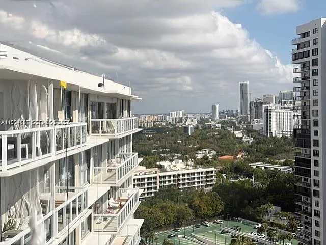 Brickell Townhouse Condo — Photo 3