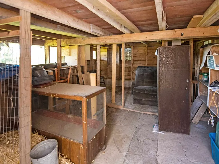 26 Maple St — Photo 42