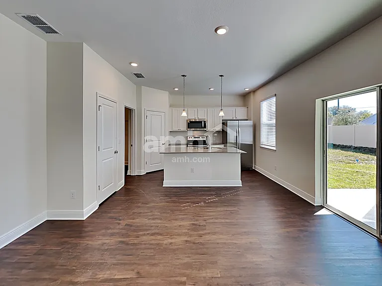 22451 Bellini Cir — Photo 5