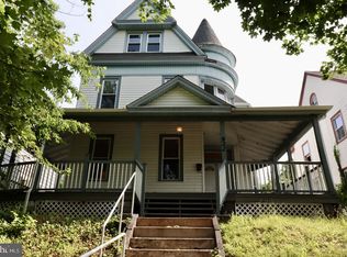 922 Edgewood Ave, Trenton, NJ