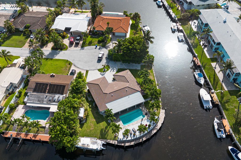 981 SE 10TH Court, Pompano Beach