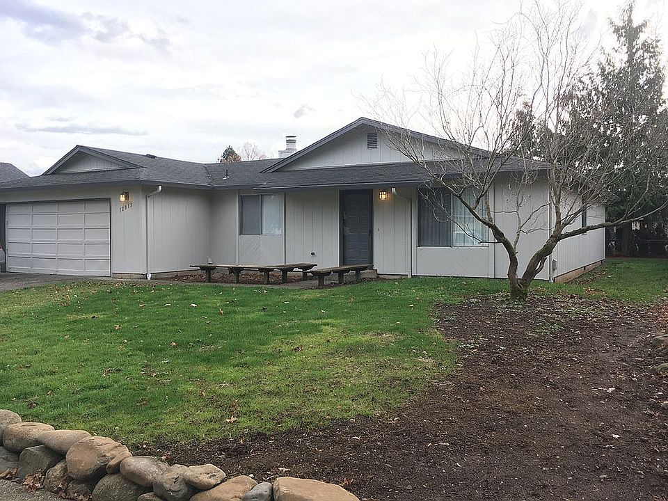 1st image of 12813 NE 38th Cir