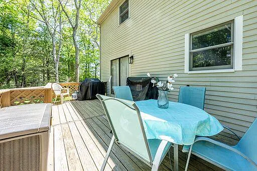 12 Pinehurst Dr — Photo 7